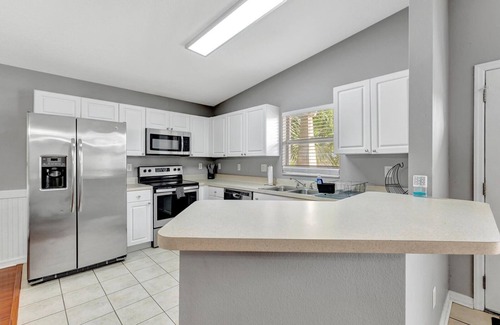 Old Seminole Heights Villa | 10min to Downtown - 3BD 2 Full Bath, Free Parking