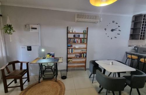 Kimberley Apartamento | 11 Debonair Self Catering Apartment