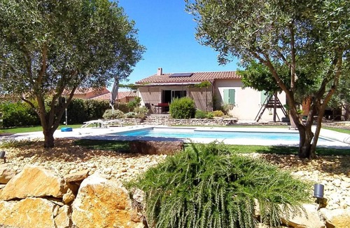 Cairanne Casa | Casa de 110m² de una sola planta con piscina.