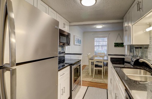 Palmetto Dunes Casa | #114 Colorful Charming Condo 2BDR/2 Parking