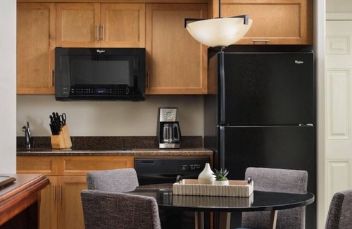 North Scottsdale Villa | 12 minute walk to Waste Management Open. 2-Bedroom at Sheraton Desert Oasis.