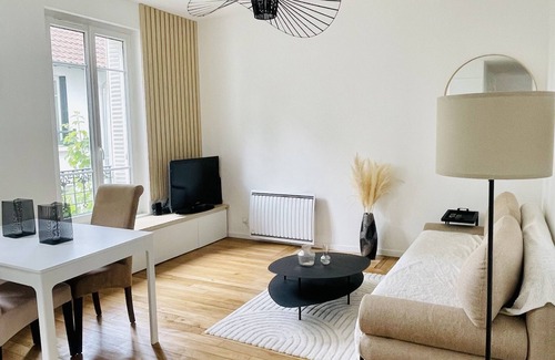Enghien-les-Bains Apartamento | 12 minutes from Stade de France/15 minutes from Paris Gare du Nord