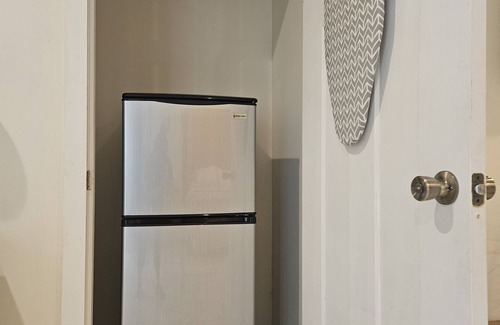 Catalina Casa | 12min/Universal, 5/min to Downtown. Hotel Room Style in a Cozy House in Florida