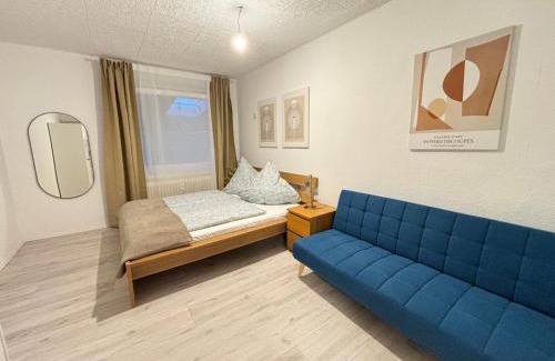 Region Hannover District Apartamento | 140qm - 4 Zimmer- Parkplatz - Autobahn - blauer See - MalliBase Apartments