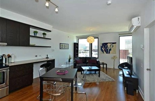 La Petite-Patrie Condominio | # 146 Hermosa, decorada con buen gusto APT en Rosemont