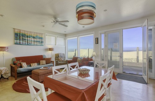 Oceano Cabaña | 1460 Strand Way 2 Bedroom Home by Redawning