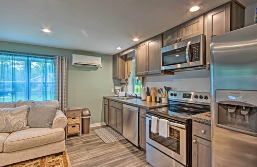 Brodheadsville Cabaña | Water Views: 'The Overlook Home' in Brodheadsville