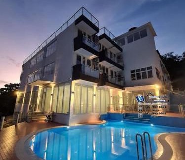 Bayan Lepas Casa | 15BR SwimmingPool Villa Golf View Snooker BBQ