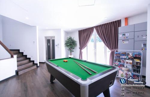 Bayan Lepas Casa | 15BR SwimmingPool Villa Golf View Snooker BBQ