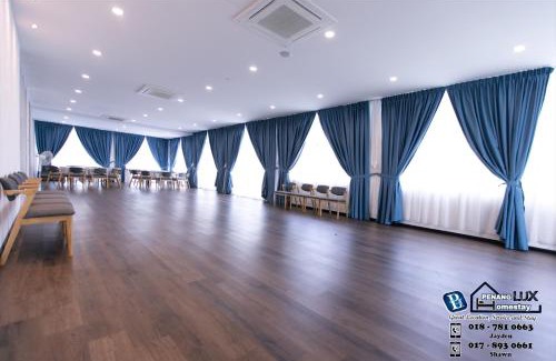 Bayan Lepas Casa | 15BR SwimmingPool Villa Golf View Snooker BBQ