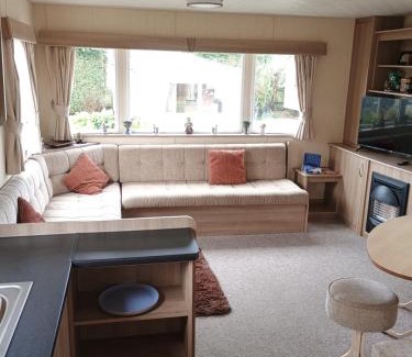 Fishguard Otro | 16 Vale Park