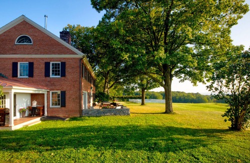Shelburne Casa | Propiedad privada de 176 acres y granja histórica a orillas del lago Champlain