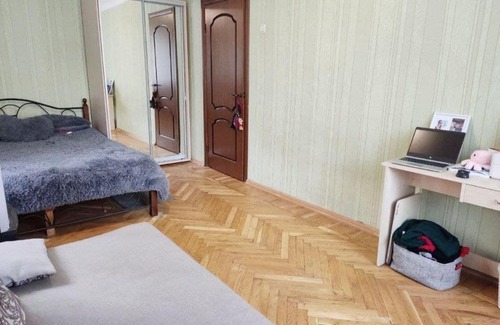 Dzerzhyns'kyi District Apartamento | 18 вулиця Сергія Єсеніна