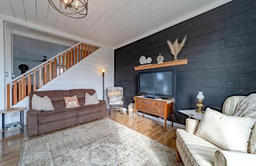 Ferndale Casa | 1858 Homestead