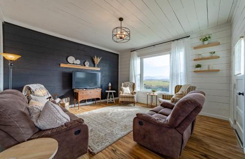 Ferndale Casa | 1858 Homestead