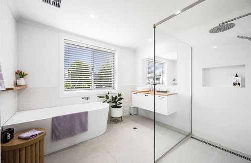 Mount Gambier Cabaña | 1900's Renovated Character Cottage 2 bedroom - perfect position close to the CBD