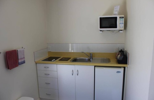 Blenheim Hotel | 193 Aorangi Manor Motel