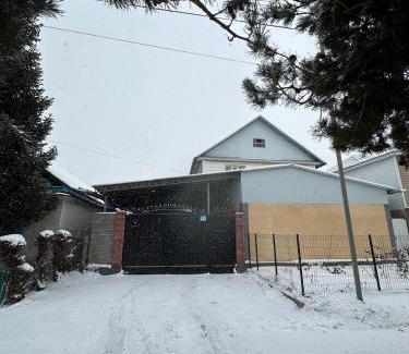 Karakol Casa | 1977 GUEST house