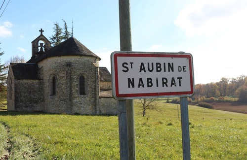 Saint-Aubin-de-Nabirat Casa | Antiguo granero del siglo XIX. Entorno natural, ideal Familias con niños pequeños