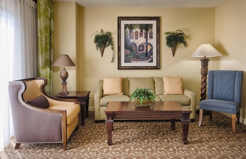 Lake Buena Vista Complejo | 1BD/Orlando near Disney - Private Living Area, Full Kitchen, W/D and Balcony!