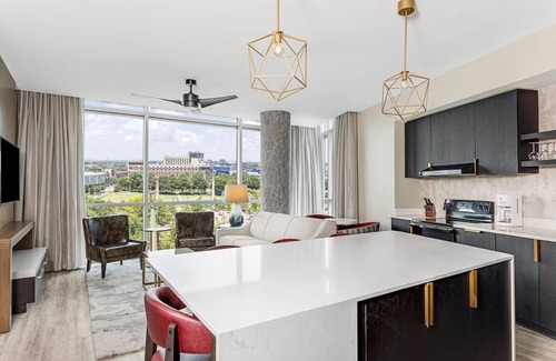 Peachtree Center Complejo | 1Bed/1Bath New Resort in Downtown Atlanta Near Centennial Olympic Park!