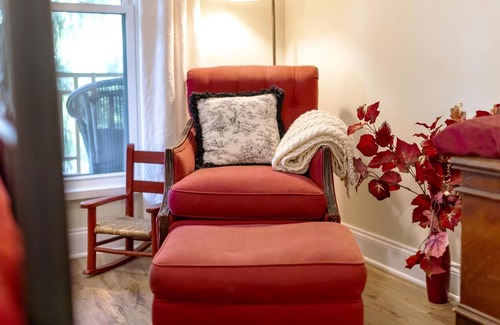 Jonesborough Casa | 1BR Carriage House Apartment downtown Jonesborough