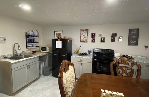 Cliftondale Apartamento | 1BR Suite w/Kitchen, Patio ATL