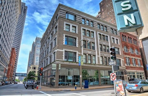 Downtown St. Louis Apartamento | 1BR with W&D Mins To America Center Downtown