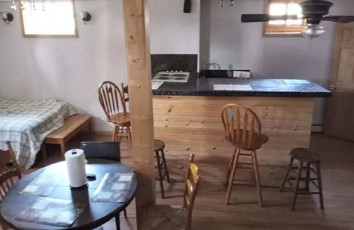 Adams Casa | 1Room, Bar, Seperate Entrance, Small Private Patio