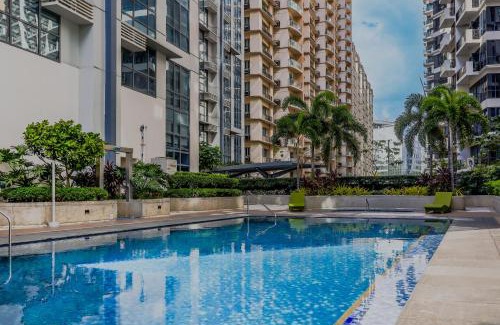 Pinagsama Apartamento | 1Up Retreat at BGC, Cinema Style near Mall