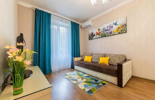 Besarabka Apartamento | 2к квартира на Шота Руставелі, Бессарабка