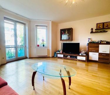 Yavory Apartamento | 2 кімнати новобуд Вернадського 6 Червоноі калини Лісна