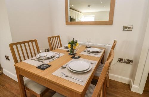 Rastrick Casa | 2 Barn Cottages