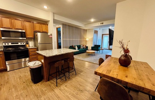 Grandville Apartamento | 2 bed 2 bath apartment in Castle