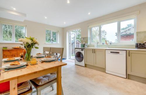 Knodishall Casa | 2 Bed in Knodishall oc-s33543