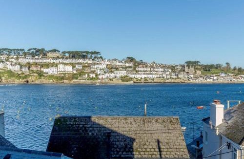 Polruan Casa | 2 Bed in Polruan PC033