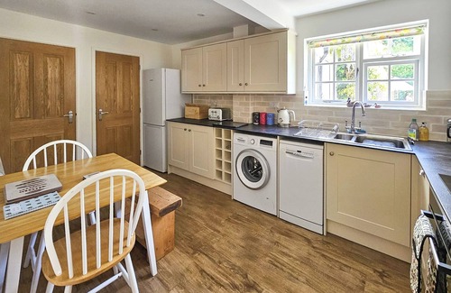 Winterbourne Earls Cabaña | Alojamiento de 2 habitaciones en Winterbourne Dauntsey, near Salisbury