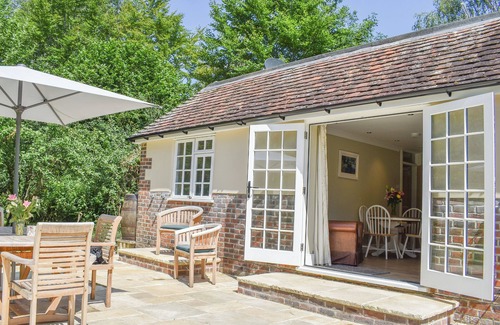 Winterbourne Earls Cabaña | Alojamiento de 2 habitaciones en Winterbourne Dauntsey, near Salisbury