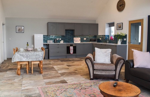 Llanfachraeth Cabaña | Alojamiento de 2 habitaciones en Llanfachraeth, near Holyhead