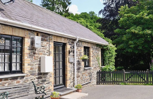 Llangeler Cabaña | Alojamiento de 2 habitaciones en Drefach Felindre, near Newcastle Emlyn