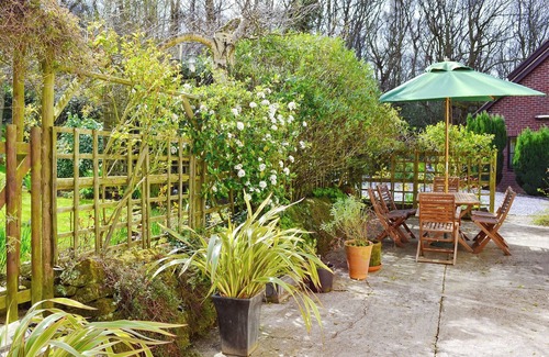 Padeswood Cabaña | Alojamiento de 2 habitaciones en Dobshill, near Chester