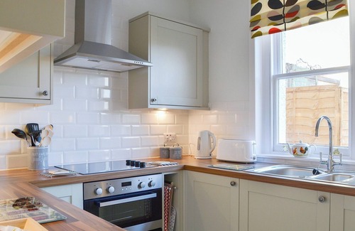 Marybank Cabaña | 2 habitaciones alojamiento en Urray, cerca de Dingwall