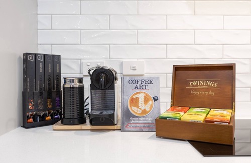 Pialba Casa | 2 Bedroom Beach Home Hervey Bay & New Fit Out