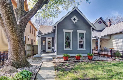 Old Northside Casa | 2 Bedroom Bungalow on the Old Historic Northside