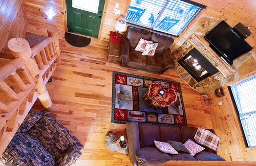 Bryson City Cabina | Misty Morning Cabin * Vista de alta montaña del valle Deep Creek y Smoky Mtns * Cerca de NOC *