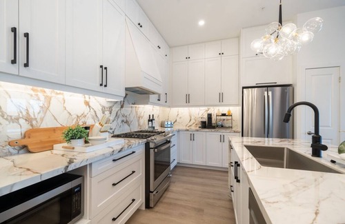 Fenelon Falls Condominio | 2 Bedroom Condo in Fenelon Falls on the Lake!