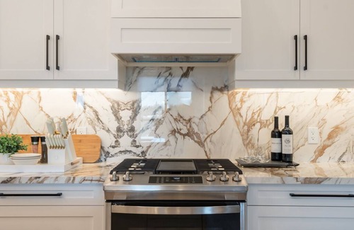 Fenelon Falls Condominio | 2 Bedroom Condo in Fenelon Falls on the Lake!