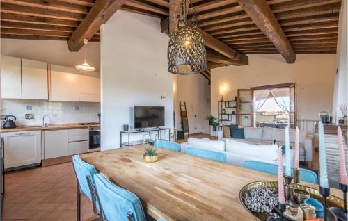 Trequanda Apartamento | 2 Bedroom Cozy Apartment In Castelmuzio