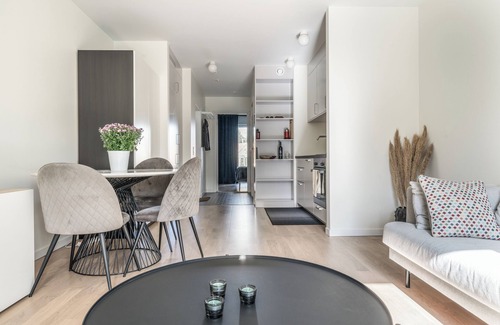 Appelviken Apartamento | 2 Bedroom Cozy City Apartment in Bromma