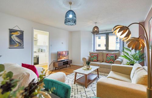 Glasgow Apartamento | 2 Bedroom Gardens Retreat with Free Parking
